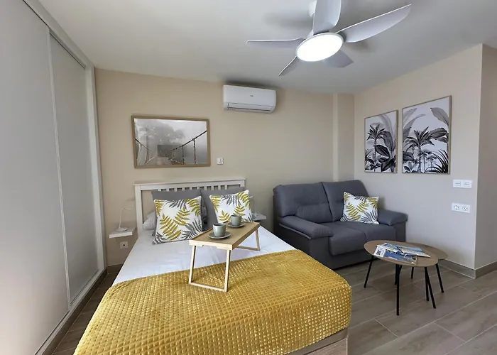 Estudio Centrico 10 Min A Playa En Benalmadena