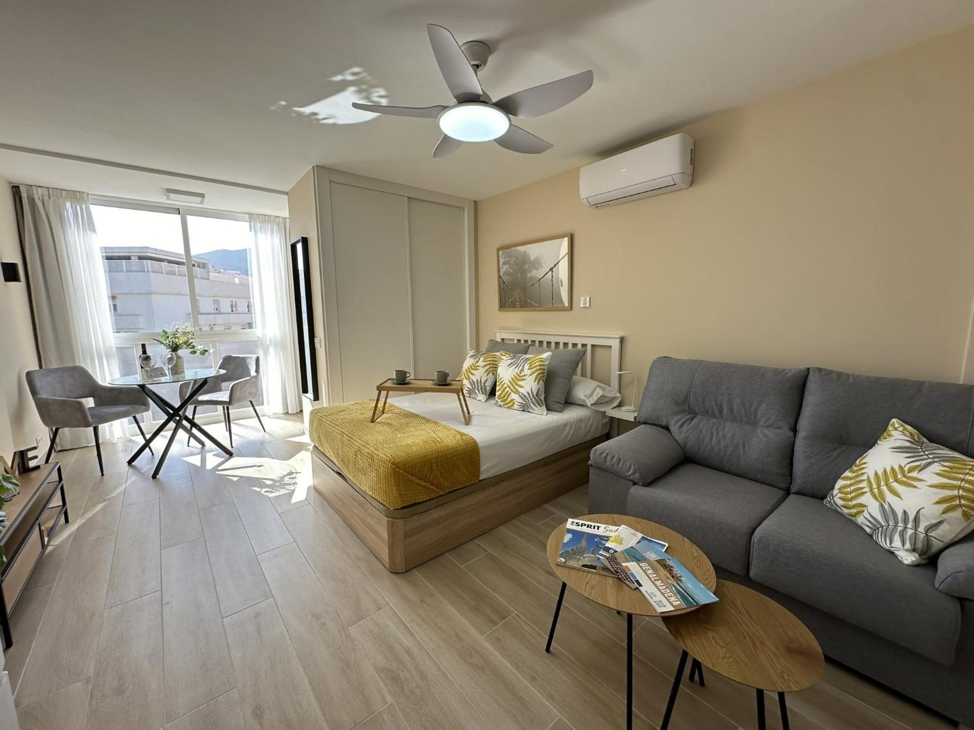 Estudio Centrico 10 Min A Playa En Apartamento Benalmádena
